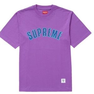 SUPREME T-shirt